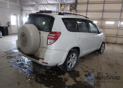 2010 Toyota Rav4 Limited z USA, uszkodzony, nr VIN JTMDF4DV1A5032456